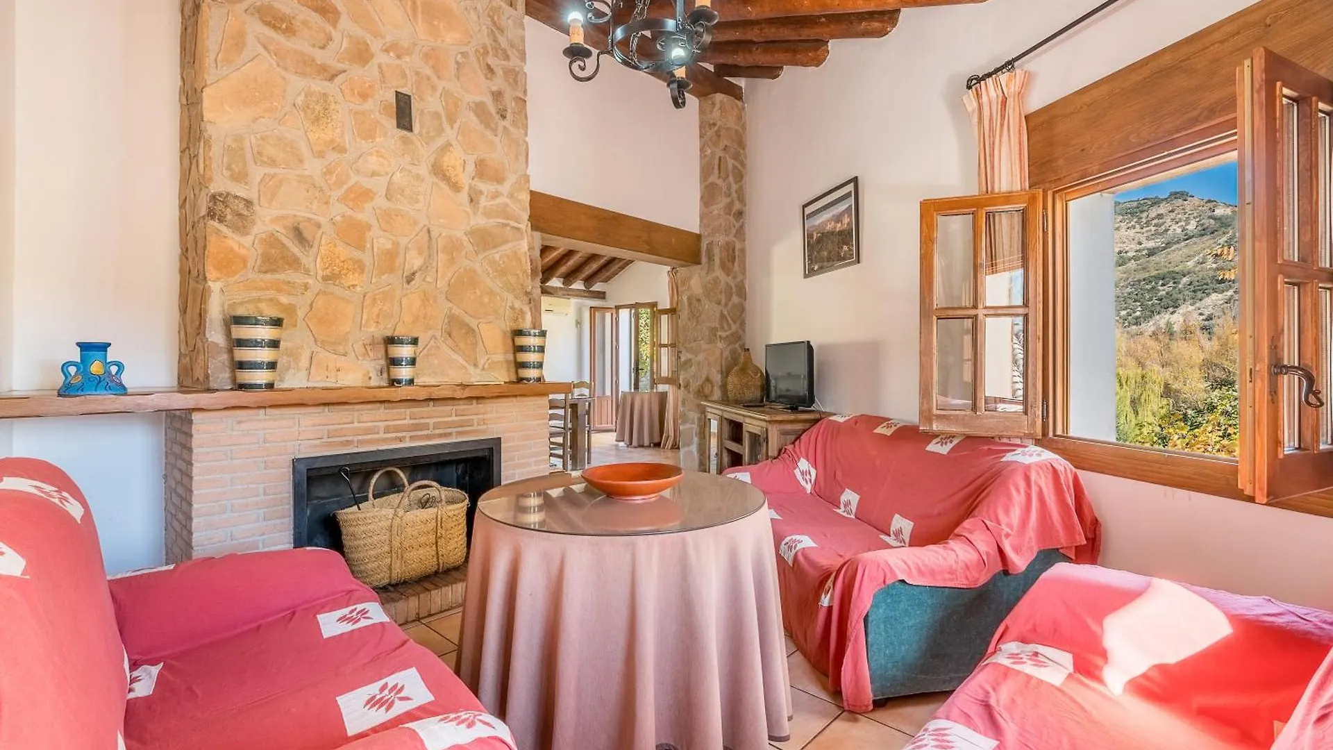 Casa Rural Cortijo Plantio Castril 0*,